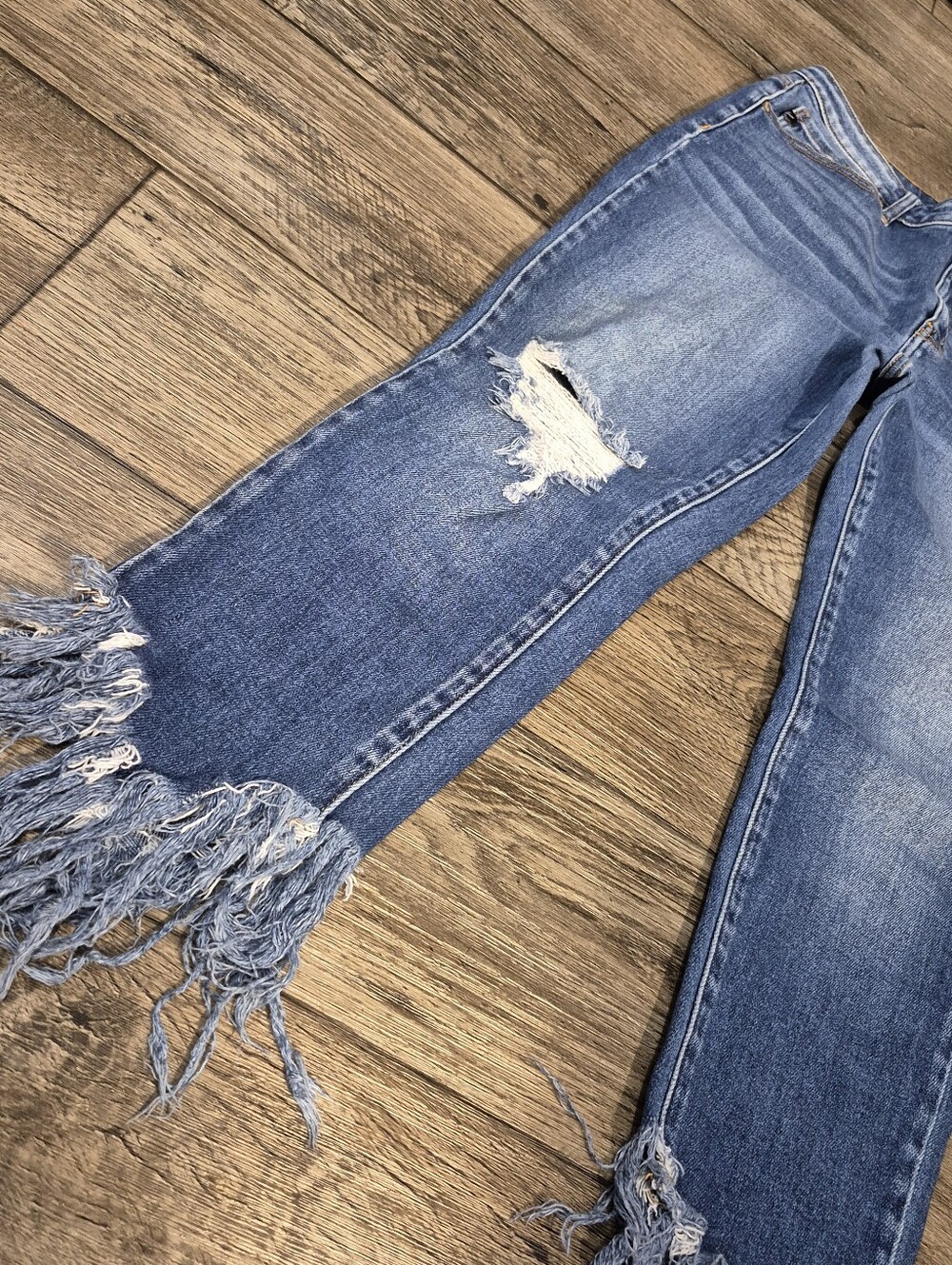 KanCan Jeans Audrina Blue Cropped Ankle Skinny Distressed Frayed Hem(Size 15/31) - Picture 4 of 6